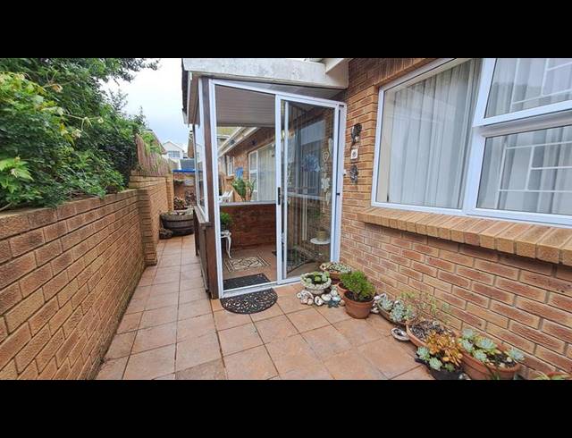 3 BEDROOM HOUSE FOR SALE IN STILBAAI-WES